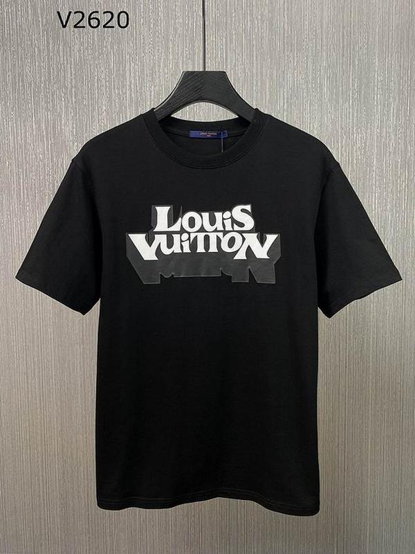 Louis Vuitton Men's T-shirts 1371